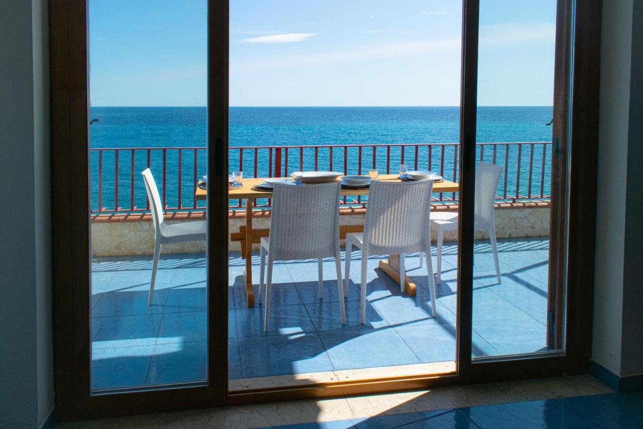 Beach House Acquamarina Letojanni Exterior foto